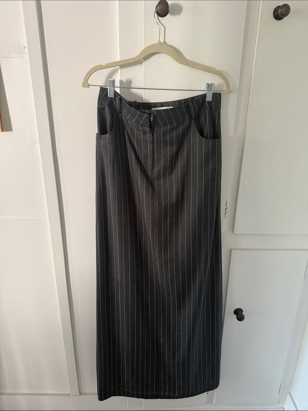 THE FRANKIE SHOP Pinstripe Long Grey Maxi Skirt with Vertical Stripes